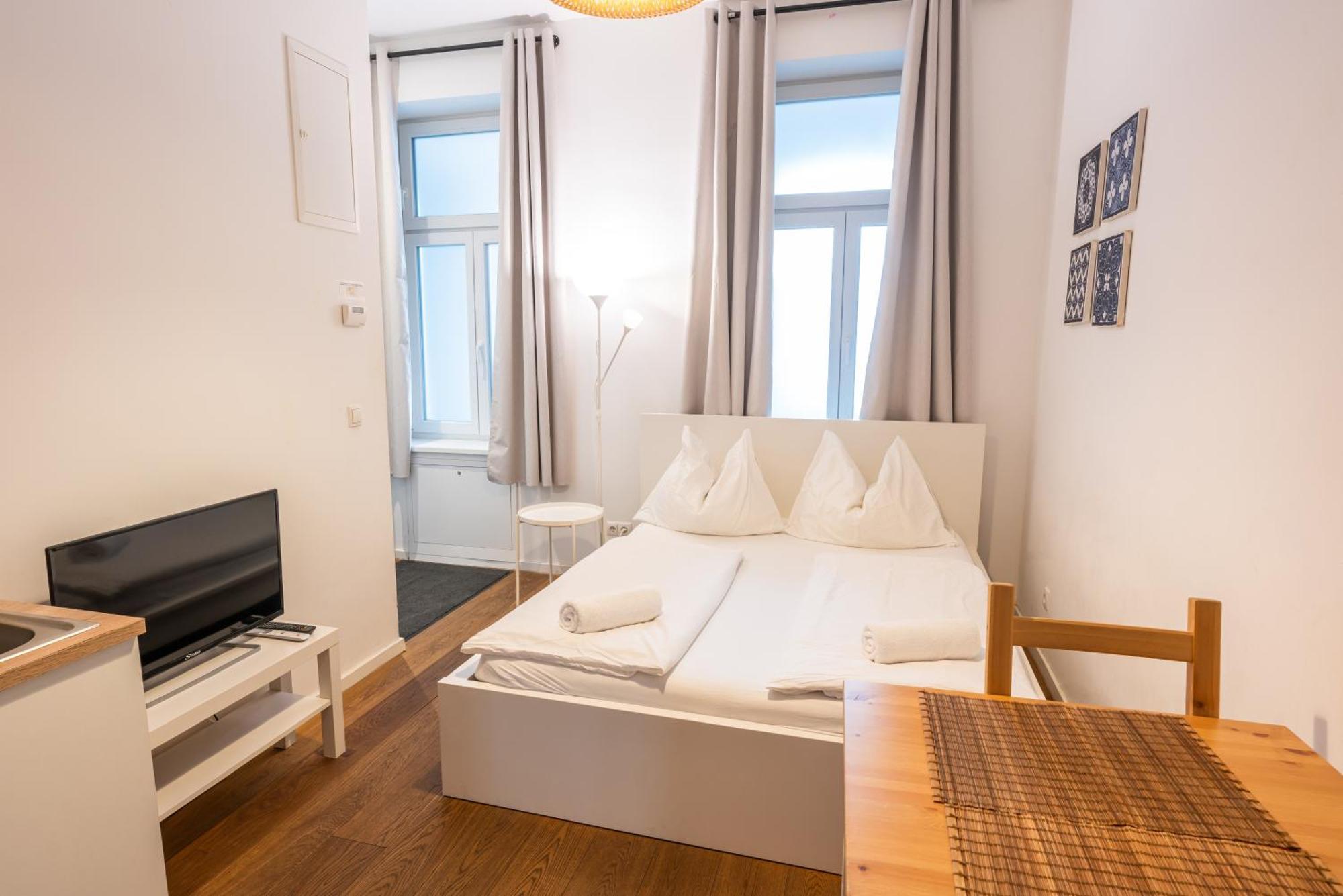 Living - Lerchenfeldergürtel Apartment