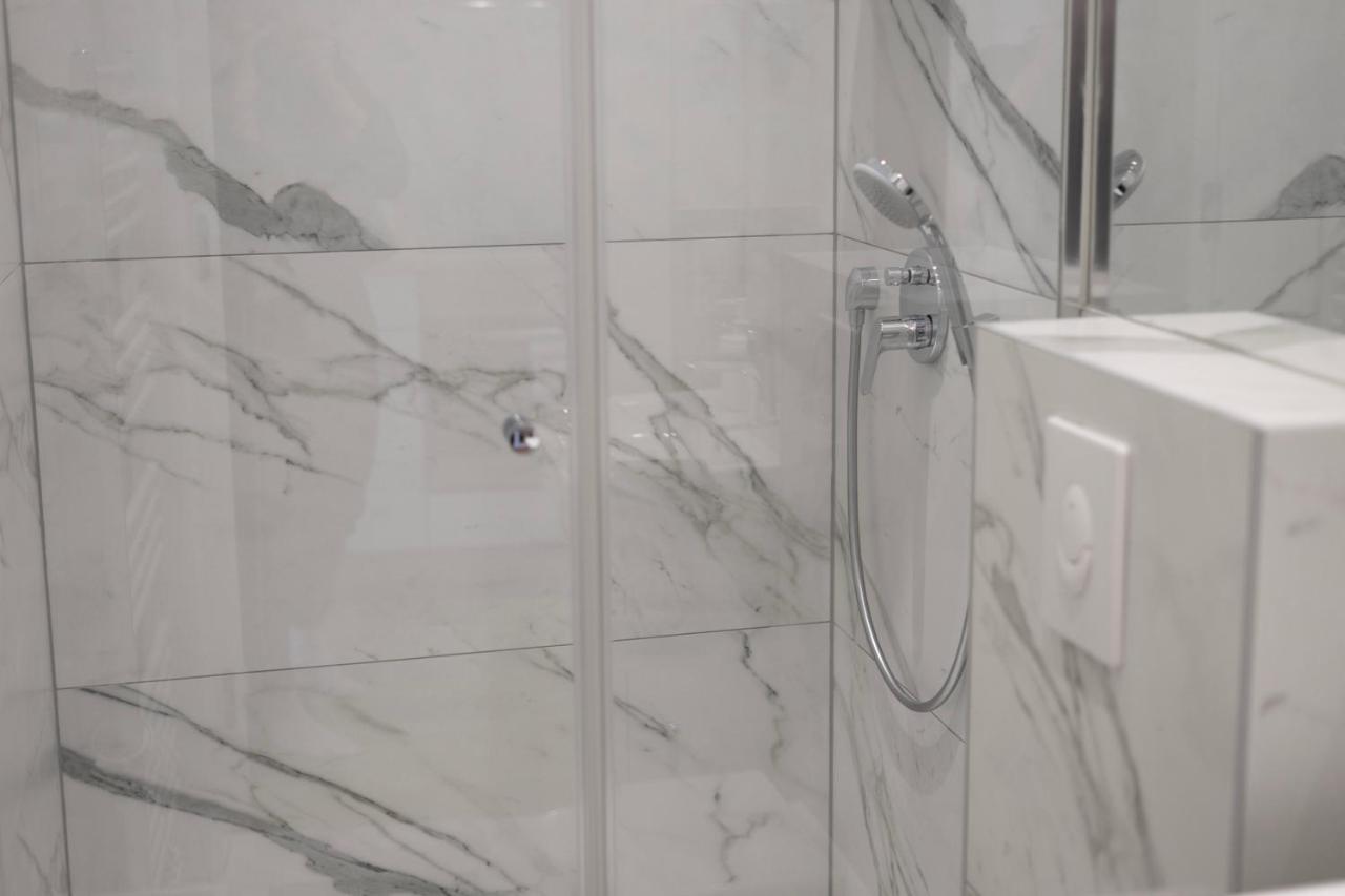 Apartment Living - Lerchenfeldergürtel Wien